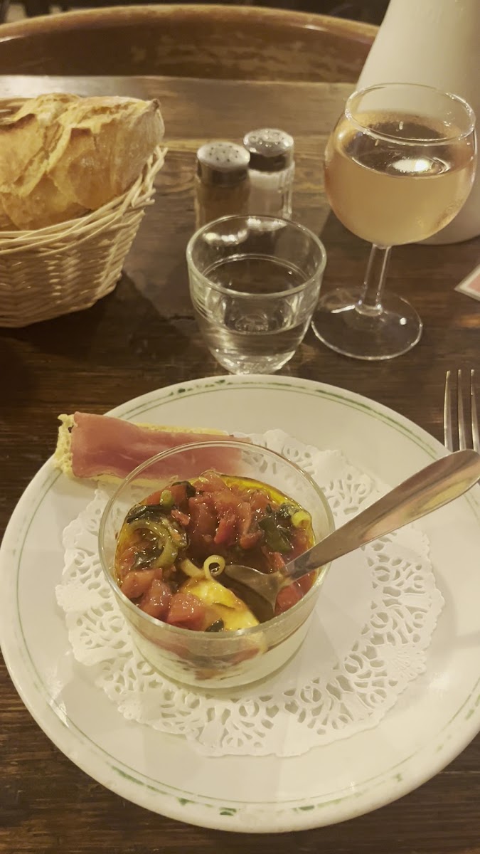 Œuf cocotte piperade
